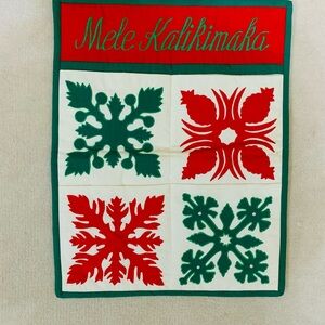 🆕Mele Kalikimaka Holiday Wall Hanging